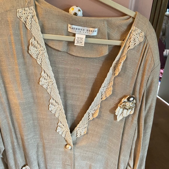 Katherine Dean Linen Blazer - Picture 3 of 4